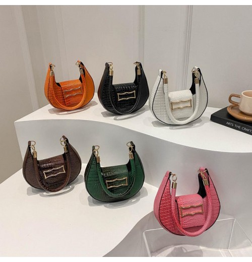 Factory Wholesale Luxury Style Crescent-Shaped Women's Shoulder Bag Hot Selling PU Handbags with Single Strap and PVC Lining